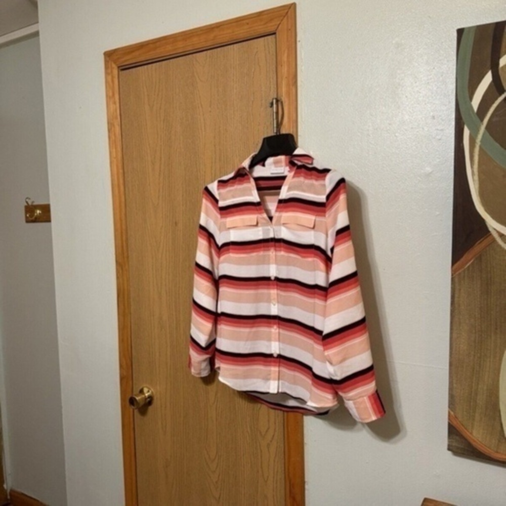 New York & Company NWT Small w/Stripes Long Sleeve Button-Front Blouse